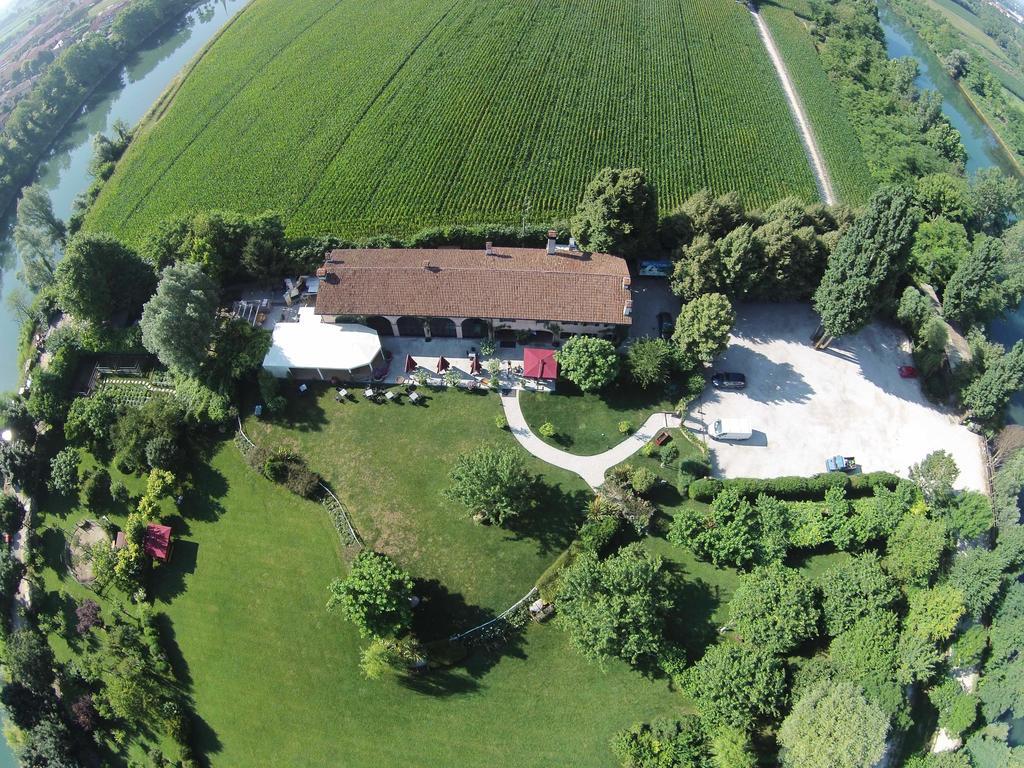Gasthaus Agriturismo La Penisola Campo San Martino Exterior foto
