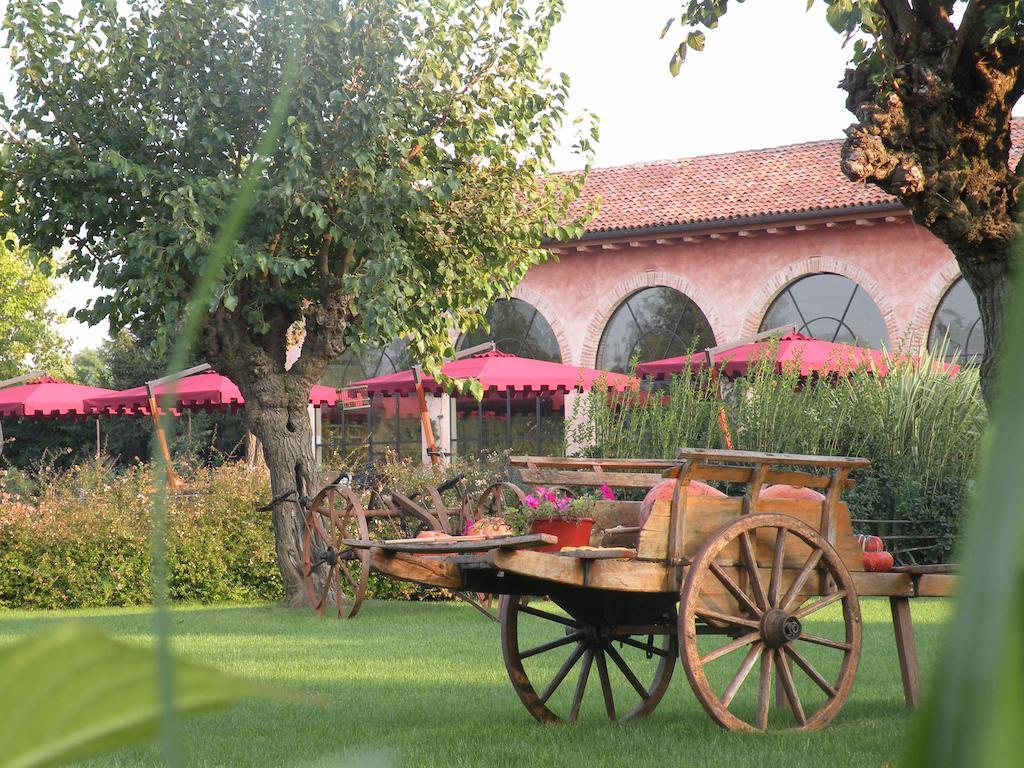 Gasthaus Agriturismo La Penisola Campo San Martino Exterior foto